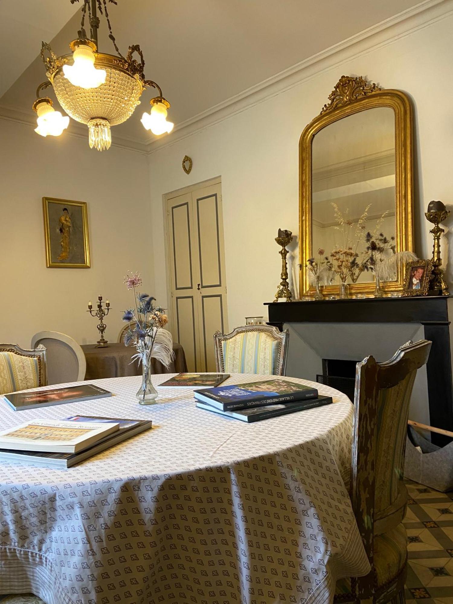 Maison 1823 - Suites De Charme A Garons Exteriér fotografie
